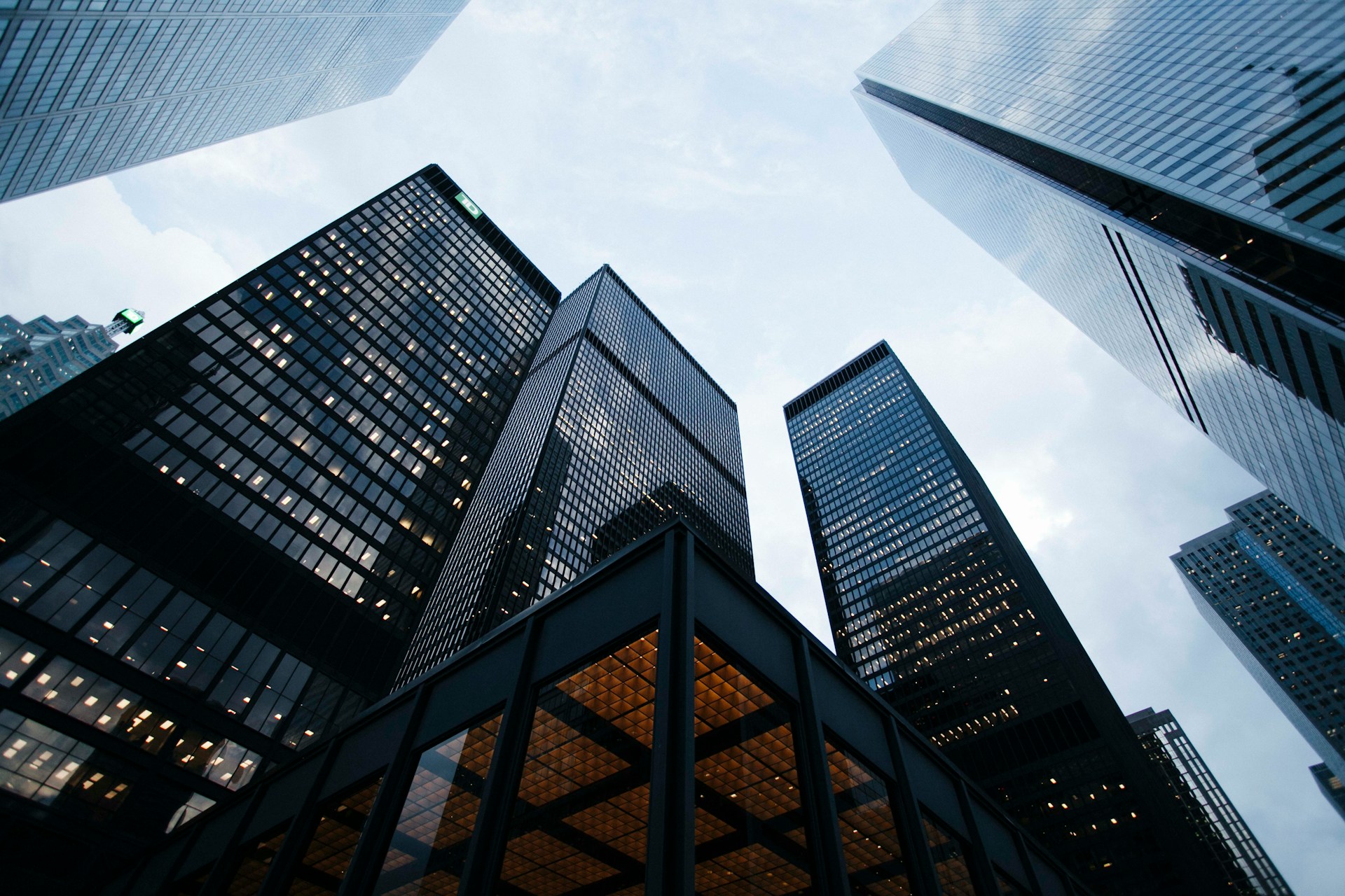 Charles Schwab Launches Crypto Trading For Retail Clients