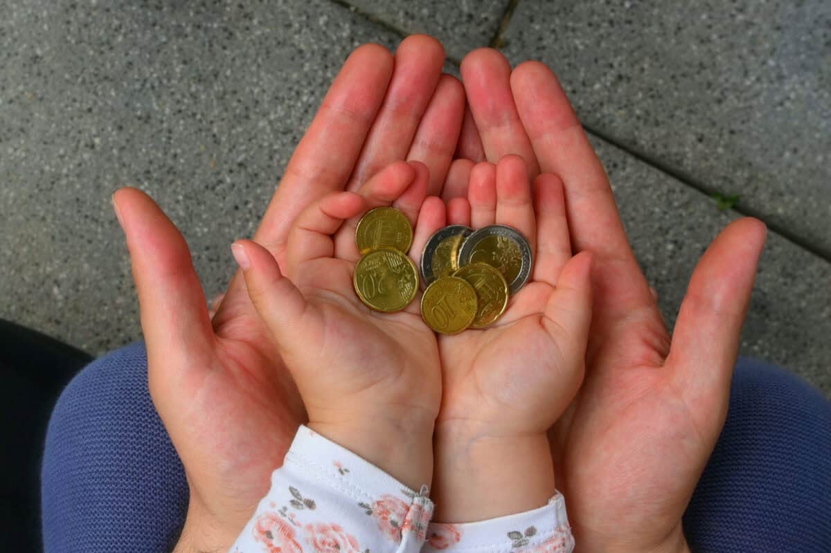 5 Canadian Stocks to Buy and Hold for the Next 5 Years